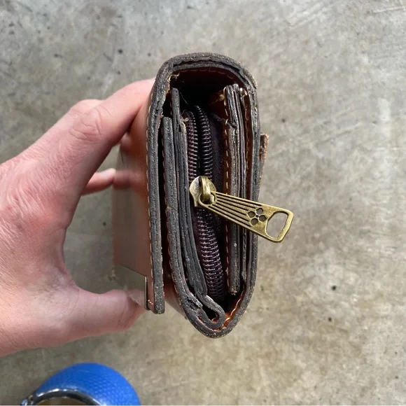 Patricia Nash Wallet Cognac Trifold Cametti Florence Leather EUC - Picture 3 of 8